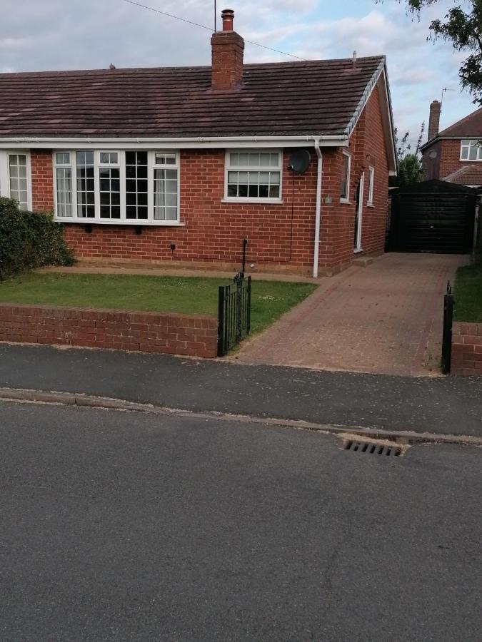 Spring Gardens Holiday Bungalow كيتون المظهر الخارجي الصورة